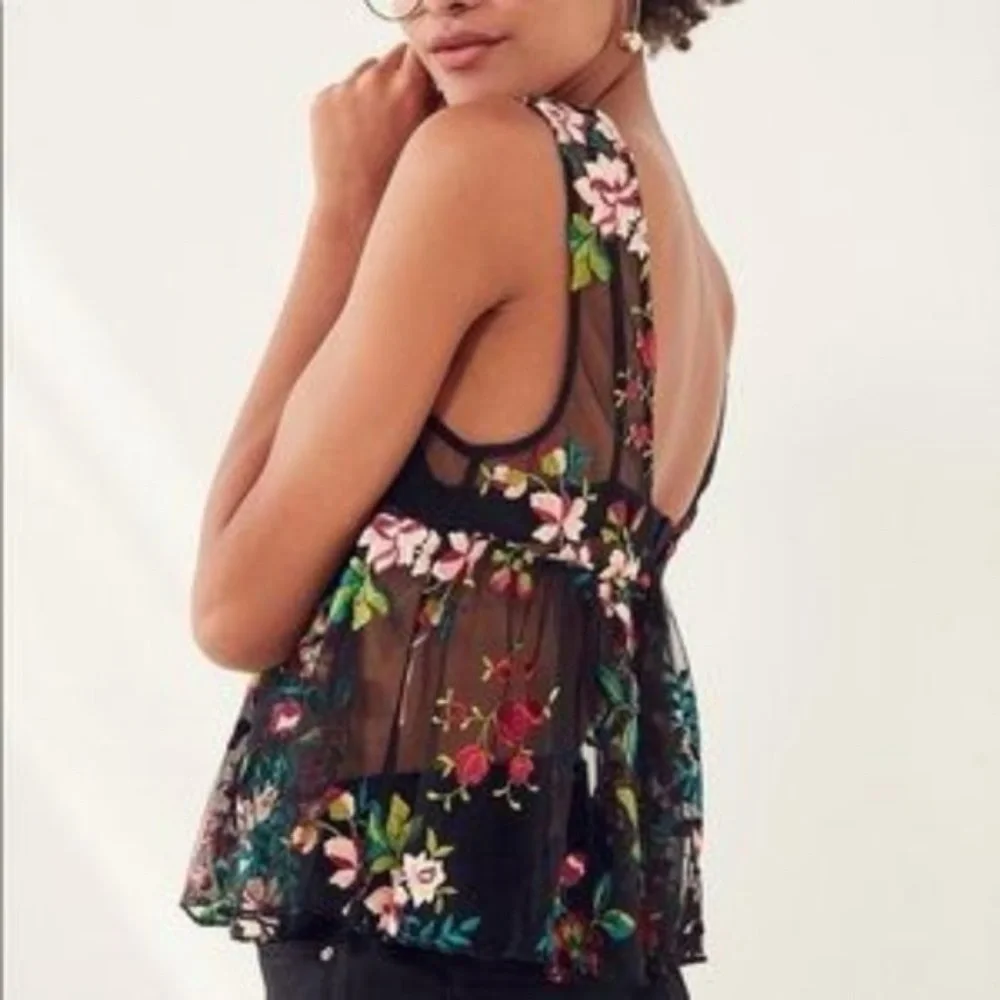 ECOTE Urban Outfitters Veita Mesh Tank Peplum Floral Embroidery SIZE SMALL - Picture 4 of 4